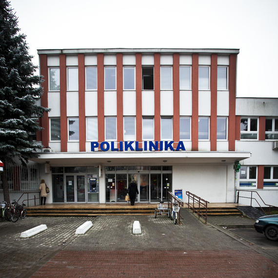 Ako nás nájdete Pre klientov zo Štúrova - Sídlime v budove polikliniky na Jesenské