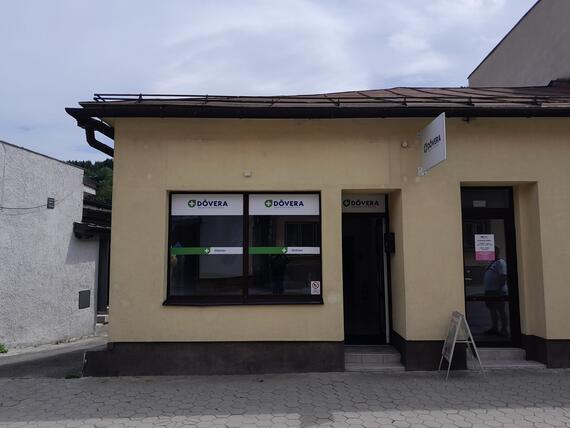 Ako nás nájdete Pobočka sa nachádza na Hlavnej ulici v centre mesta. Nájdete nás v&n